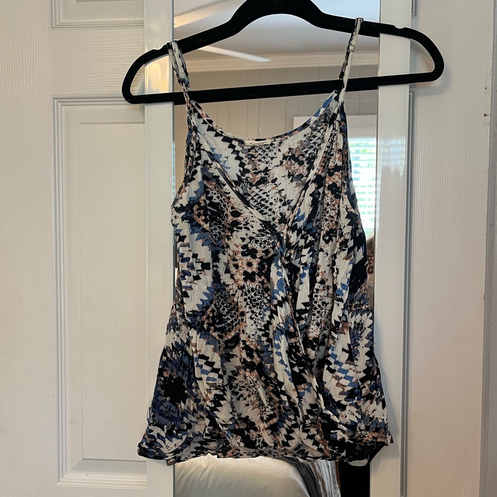 Women’s tank top crossed in the front. Multicolor!